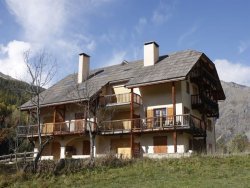mimosa self catering apartment pelvoux sleeps 6